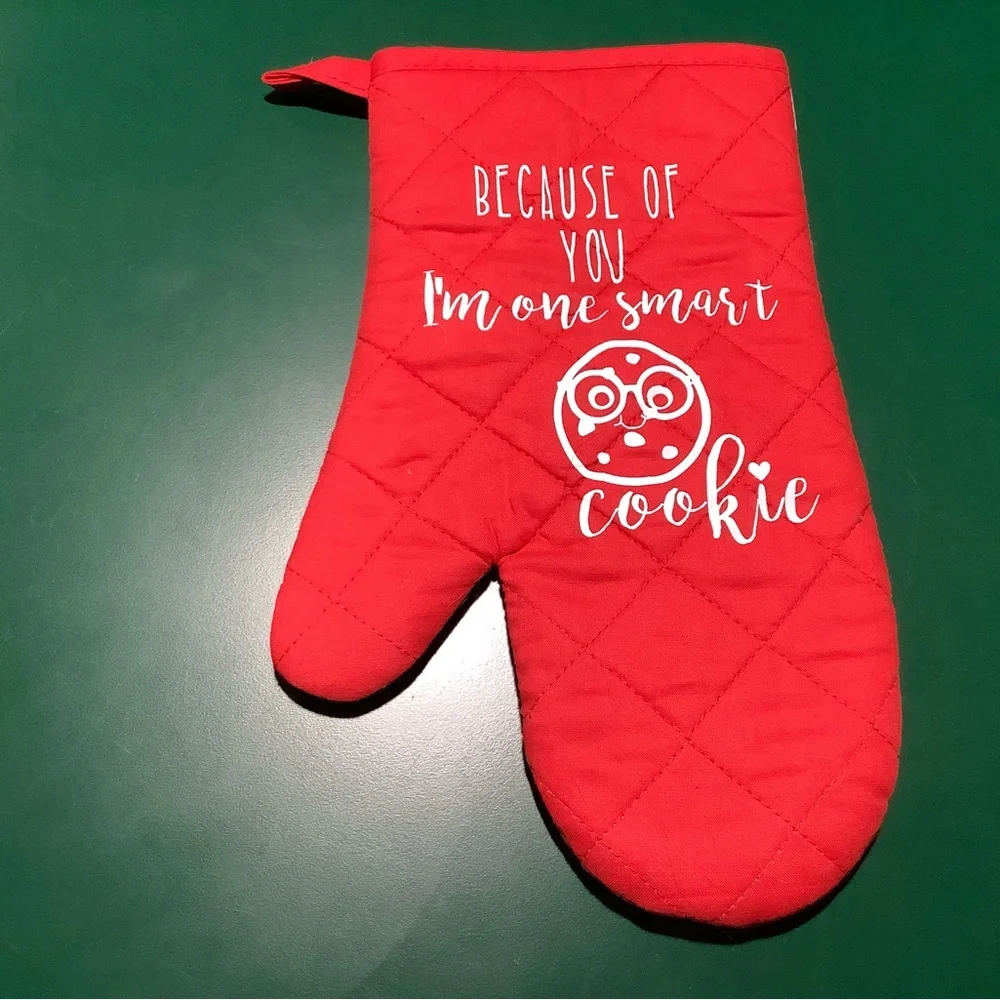 Red Holiday Oven Mitt with Animal Print